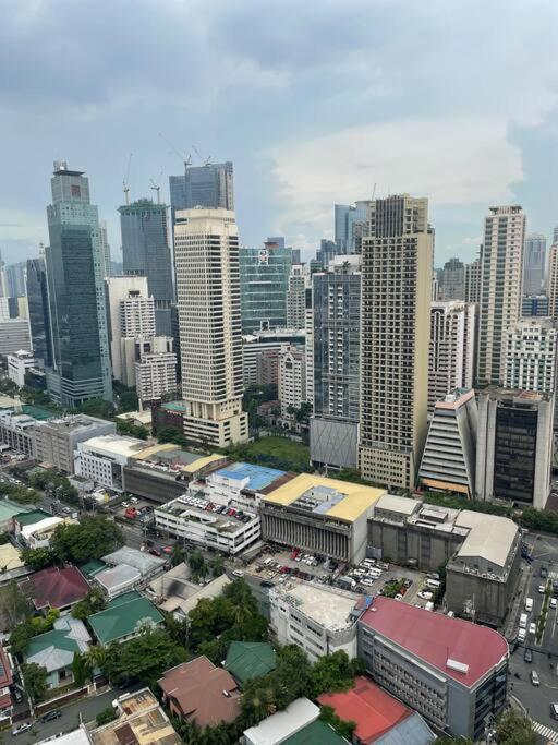 Makati Luxury Retreat With Wi-Fi And Netflix Apartment Manila Exterior photo